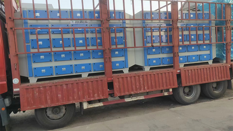 活性炭吸附環保箱發貨 活性炭吸附環保箱發貨